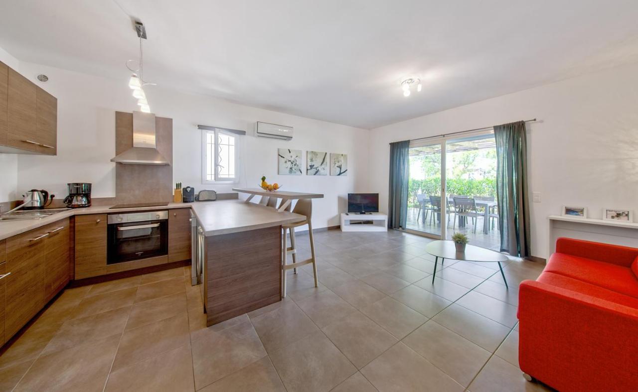 Residence Pierre & Vacances Premium Les Villas De Porto-Vecchio Екстериор снимка
