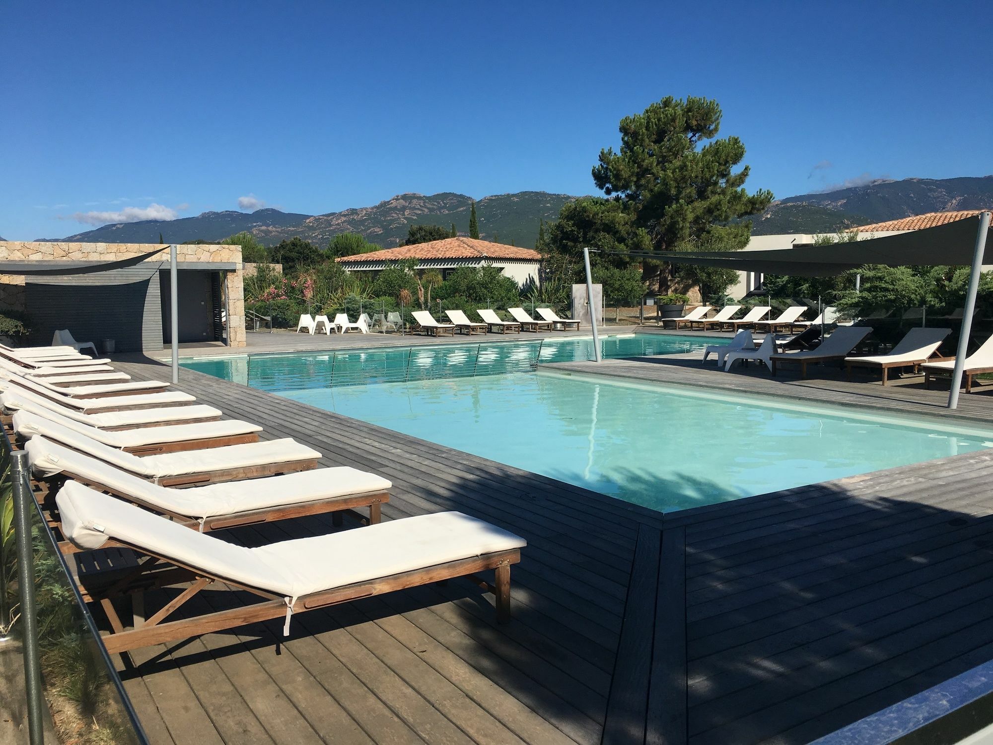 Residence Pierre & Vacances Premium Les Villas De Porto-Vecchio Екстериор снимка